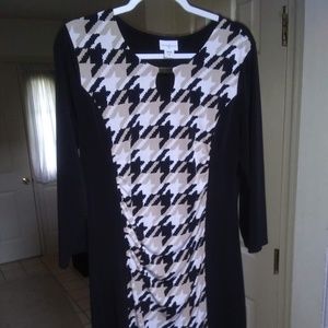 Houndstooth Print 3/4 Sleeve Dress